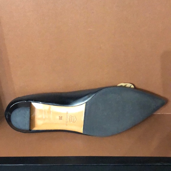 NWOT 🌺🌺DOMENICO VACCA FLATS SUZE 38 - Picture 7 of 9